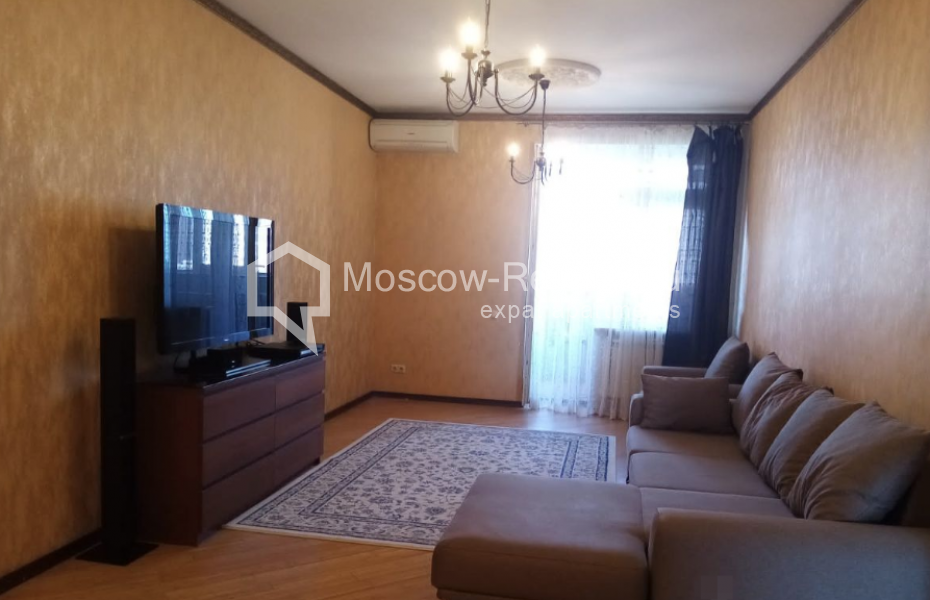 Photo #1 3-room (2 BR) apartment for <a href="http://moscow-rentals.ru/en/articles/long-term-rent" target="_blank">a long-term</a> rent
 in Russia, Moscow, Michurinskyi prosp, 34