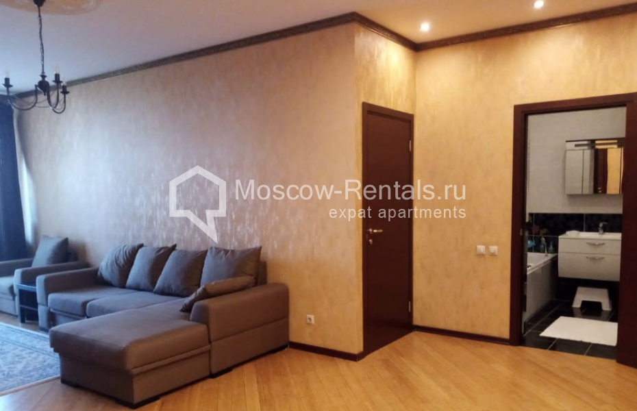 Photo #4 3-room (2 BR) apartment for <a href="http://moscow-rentals.ru/en/articles/long-term-rent" target="_blank">a long-term</a> rent
 in Russia, Moscow, Michurinskyi prosp, 34