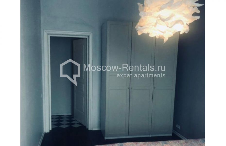 Photo #13 3-room (2 BR) apartment for <a href="http://moscow-rentals.ru/en/articles/long-term-rent" target="_blank">a long-term</a> rent
 in Russia, Moscow, Pyrieva str, 9к3