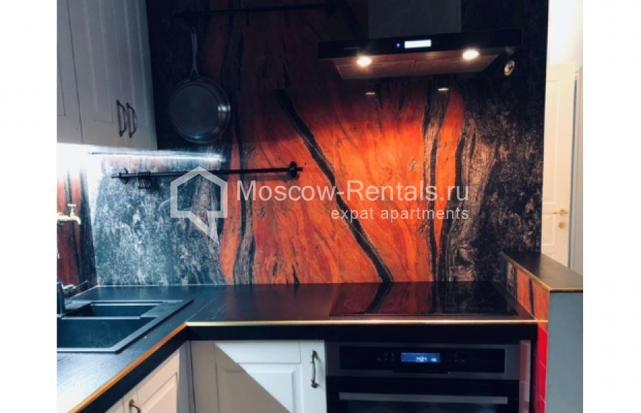 Photo #8 3-room (2 BR) apartment for <a href="http://moscow-rentals.ru/en/articles/long-term-rent" target="_blank">a long-term</a> rent
 in Russia, Moscow, Pyrieva str, 9к3