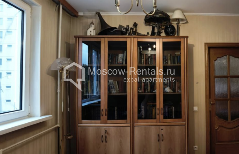 Photo #6 5-room (4 BR) apartment for <a href="http://moscow-rentals.ru/en/articles/long-term-rent" target="_blank">a long-term</a> rent
 in Russia, Moscow, Nametkina str, 9