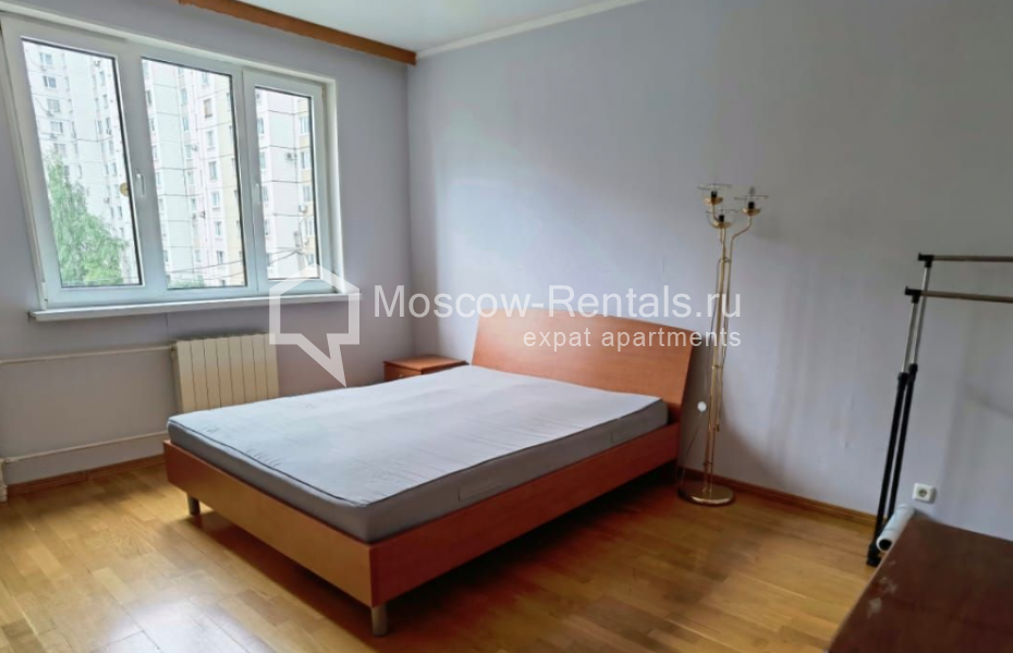 Photo #2 5-room (4 BR) apartment for <a href="http://moscow-rentals.ru/en/articles/long-term-rent" target="_blank">a long-term</a> rent
 in Russia, Moscow, Nametkina str, 9