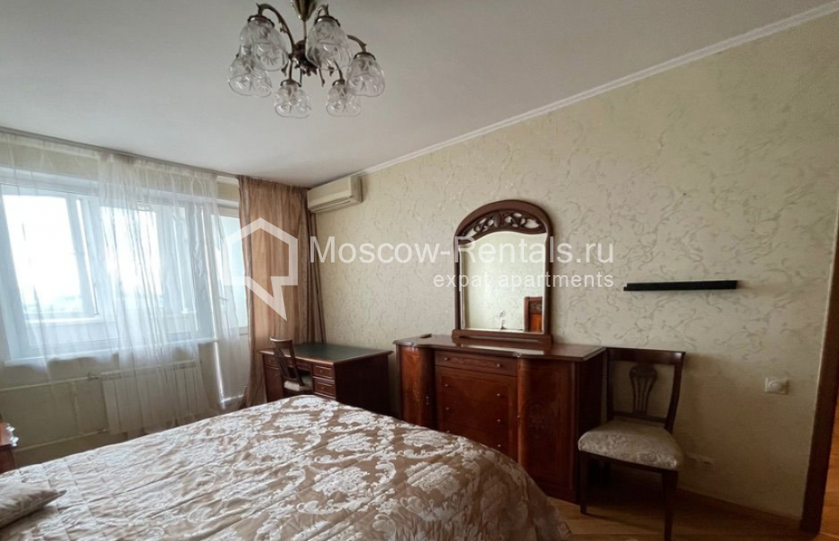 Photo #5 4-room (3 BR) apartment for <a href="http://moscow-rentals.ru/en/articles/long-term-rent" target="_blank">a long-term</a> rent
 in Russia, Moscow, Nametkina str, 9