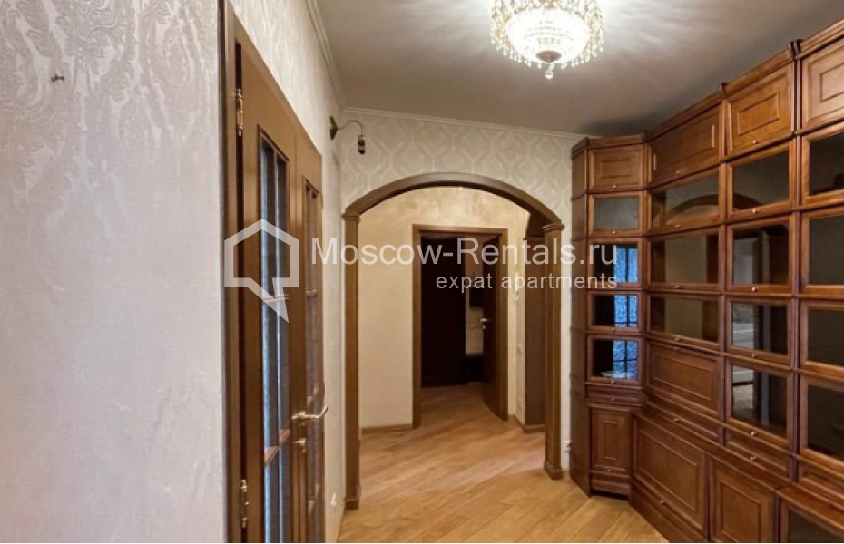 Photo #20 4-room (3 BR) apartment for <a href="http://moscow-rentals.ru/en/articles/long-term-rent" target="_blank">a long-term</a> rent
 in Russia, Moscow, Nametkina str, 9