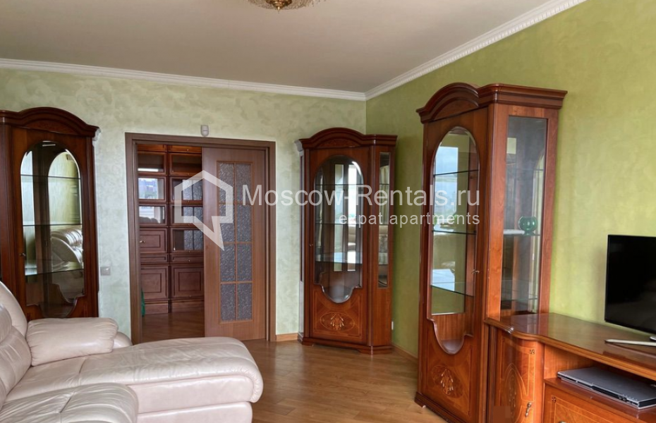 Photo #3 4-room (3 BR) apartment for <a href="http://moscow-rentals.ru/en/articles/long-term-rent" target="_blank">a long-term</a> rent
 in Russia, Moscow, Nametkina str, 9