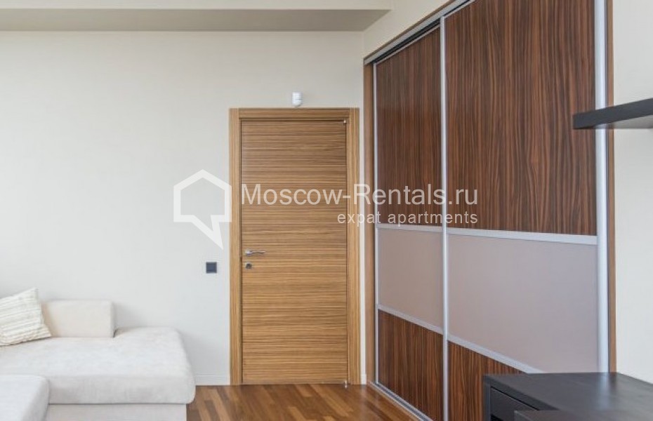 Photo #5 3-room (2 BR) apartment for <a href="http://moscow-rentals.ru/en/articles/long-term-rent" target="_blank">a long-term</a> rent
 in Russia, Moscow, Shabolovka str,10к1