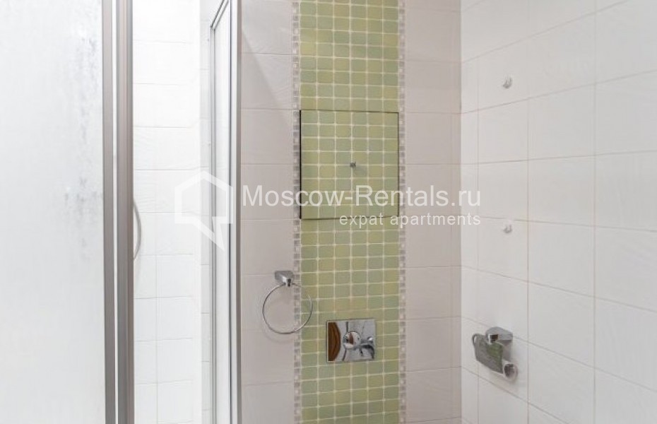 Photo #11 3-room (2 BR) apartment for <a href="http://moscow-rentals.ru/en/articles/long-term-rent" target="_blank">a long-term</a> rent
 in Russia, Moscow, Shabolovka str,10к1