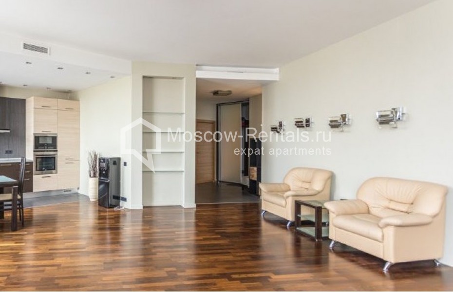 Photo #1 3-room (2 BR) apartment for <a href="http://moscow-rentals.ru/en/articles/long-term-rent" target="_blank">a long-term</a> rent
 in Russia, Moscow, Shabolovka str,10к1
