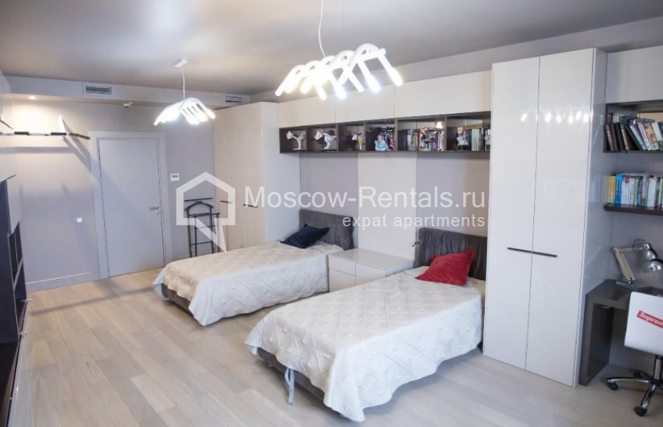 Photo #10 3-room (2 BR) apartment for <a href="http://moscow-rentals.ru/en/articles/long-term-rent" target="_blank">a long-term</a> rent
 in Russia, Moscow, Vorontsovskie prudy, 3