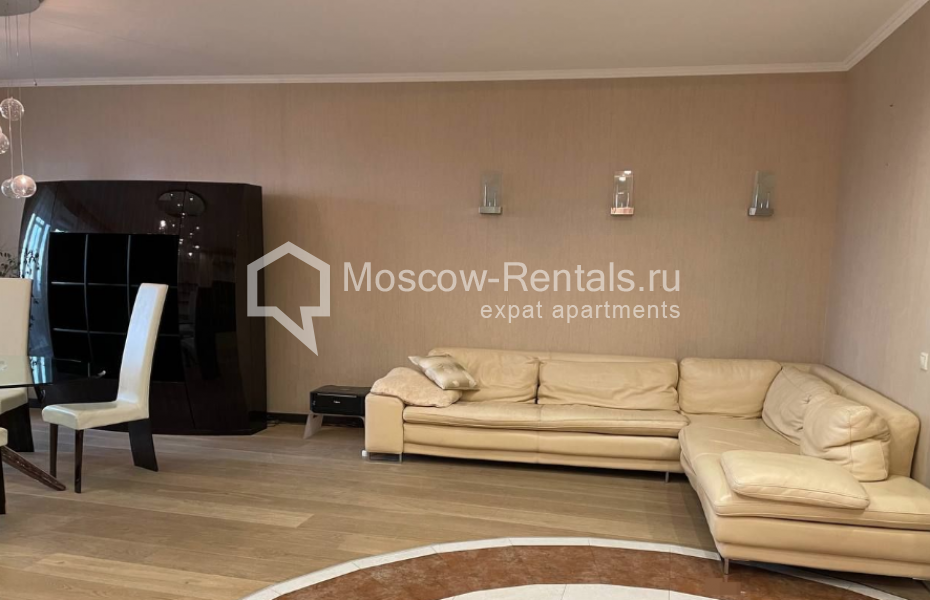Photo #3 3-room (2 BR) apartment for <a href="http://moscow-rentals.ru/en/articles/long-term-rent" target="_blank">a long-term</a> rent
 in Russia, Moscow, Vorontsovskye prudy, 3