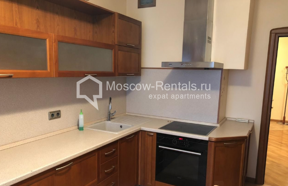Photo #4 3-room (2 BR) apartment for <a href="http://moscow-rentals.ru/en/articles/long-term-rent" target="_blank">a long-term</a> rent
 in Russia, Moscow, Udaltsova str, 7К2