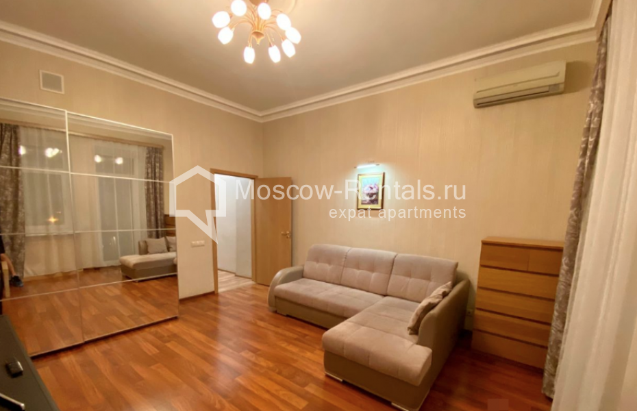 Photo #2 2-room (1 BR) apartment for <a href="http://moscow-rentals.ru/en/articles/long-term-rent" target="_blank">a long-term</a> rent
 in Russia, Moscow, Tverskaya str, 6С1