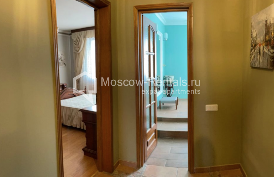 Photo #10 4-room (3 BR) apartment for <a href="http://moscow-rentals.ru/en/articles/long-term-rent" target="_blank">a long-term</a> rent
 in Russia, Moscow, Michurinskyi prosp, 29К3