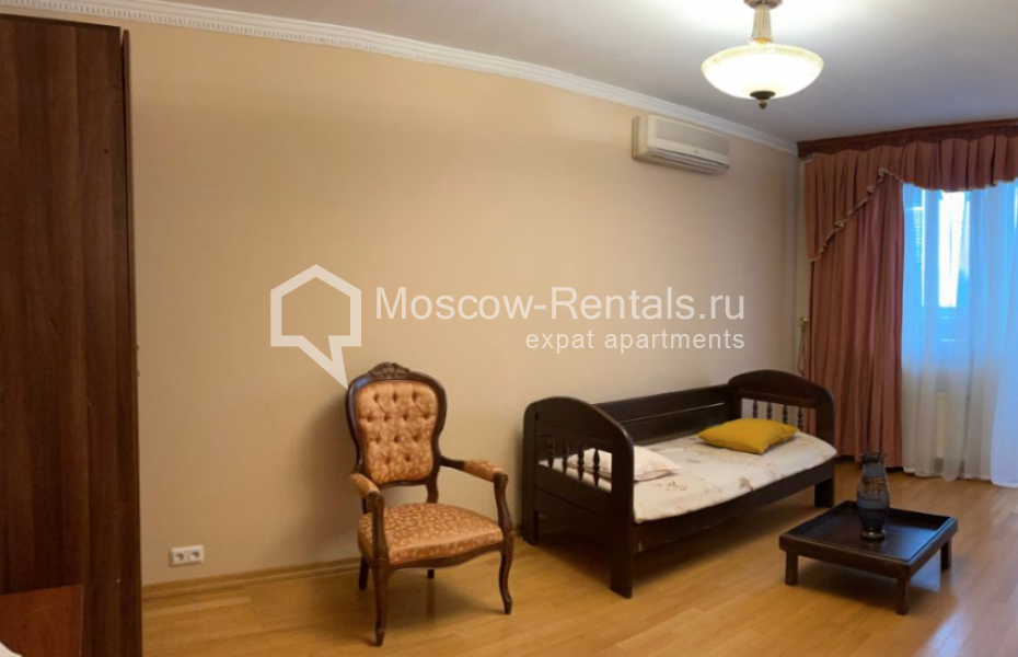Photo #14 4-room (3 BR) apartment for <a href="http://moscow-rentals.ru/en/articles/long-term-rent" target="_blank">a long-term</a> rent
 in Russia, Moscow, Michurinskyi prosp, 29К3