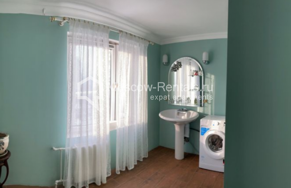 Photo #17 4-room (3 BR) apartment for <a href="http://moscow-rentals.ru/en/articles/long-term-rent" target="_blank">a long-term</a> rent
 in Russia, Moscow, Michurinskyi prosp, 29К3