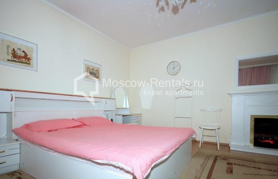 Photo #5 4-room (3 BR) apartment for <a href="http://moscow-rentals.ru/en/articles/long-term-rent" target="_blank">a long-term</a> rent
 in Russia, Moscow, Michurinskyi prosp, 19К3