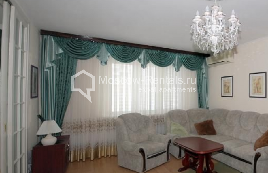Photo #1 4-room (3 BR) apartment for <a href="http://moscow-rentals.ru/en/articles/long-term-rent" target="_blank">a long-term</a> rent
 in Russia, Moscow, Michurinskyi prosp, 19К3