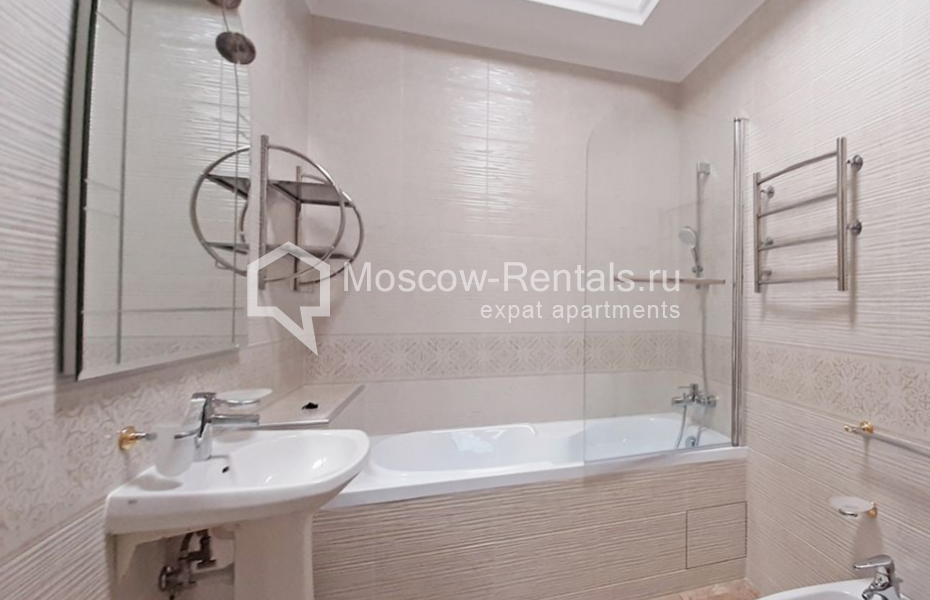 Photo #9 3-room (2 BR) apartment for <a href="http://moscow-rentals.ru/en/articles/long-term-rent" target="_blank">a long-term</a> rent
 in Russia, Moscow, M. Nikolopeskovskyi lane, 4