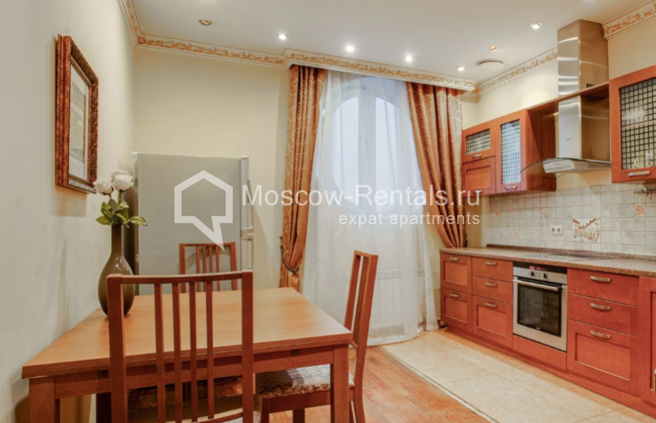 Photo #3 3-room (2 BR) apartment for <a href="http://moscow-rentals.ru/en/articles/long-term-rent" target="_blank">a long-term</a> rent
 in Russia, Moscow, Minskaya str, 1Гк1