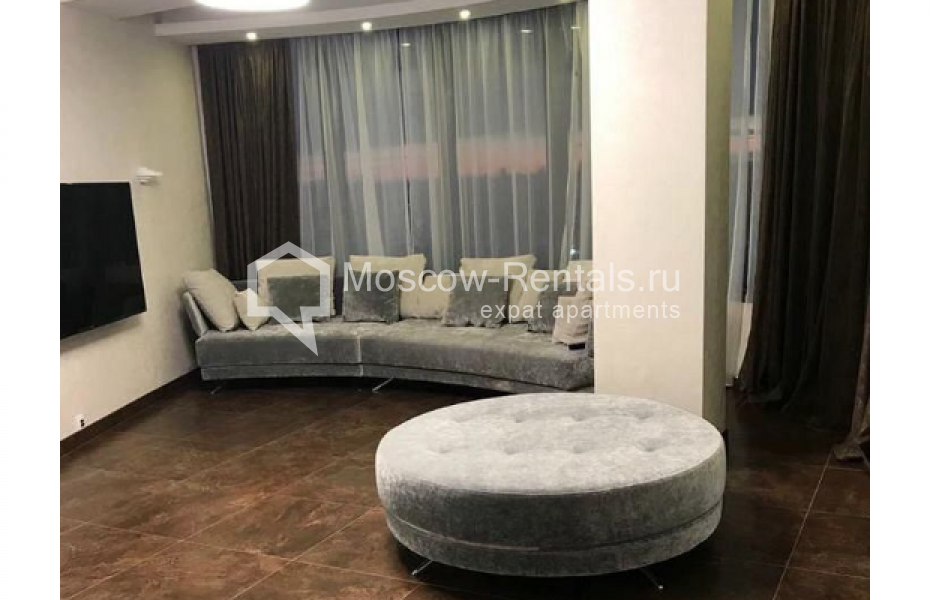Photo #2 4-room (3 BR) apartment for <a href="http://moscow-rentals.ru/en/articles/long-term-rent" target="_blank">a long-term</a> rent
 in Russia, Moscow, Mosfilmovskaya str, 74Б