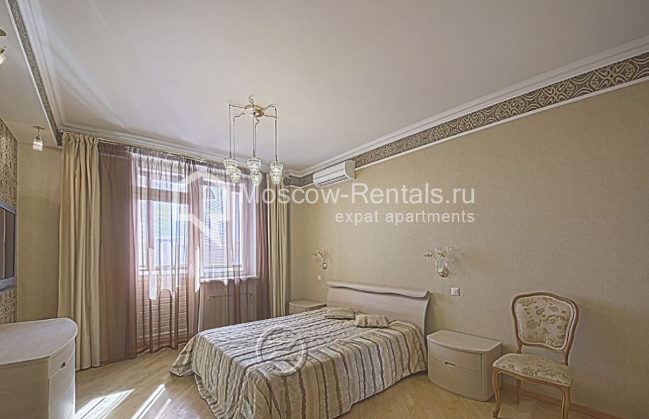 Photo #7 3-room (2 BR) apartment for <a href="http://moscow-rentals.ru/en/articles/long-term-rent" target="_blank">a long-term</a> rent
 in Russia, Moscow, Universitetskyi prosp, 16