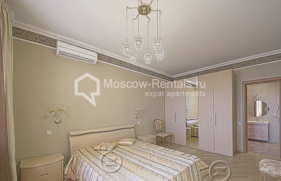 Photo #9 3-room (2 BR) apartment for <a href="http://moscow-rentals.ru/en/articles/long-term-rent" target="_blank">a long-term</a> rent
 in Russia, Moscow, Universitetskyi prosp, 16