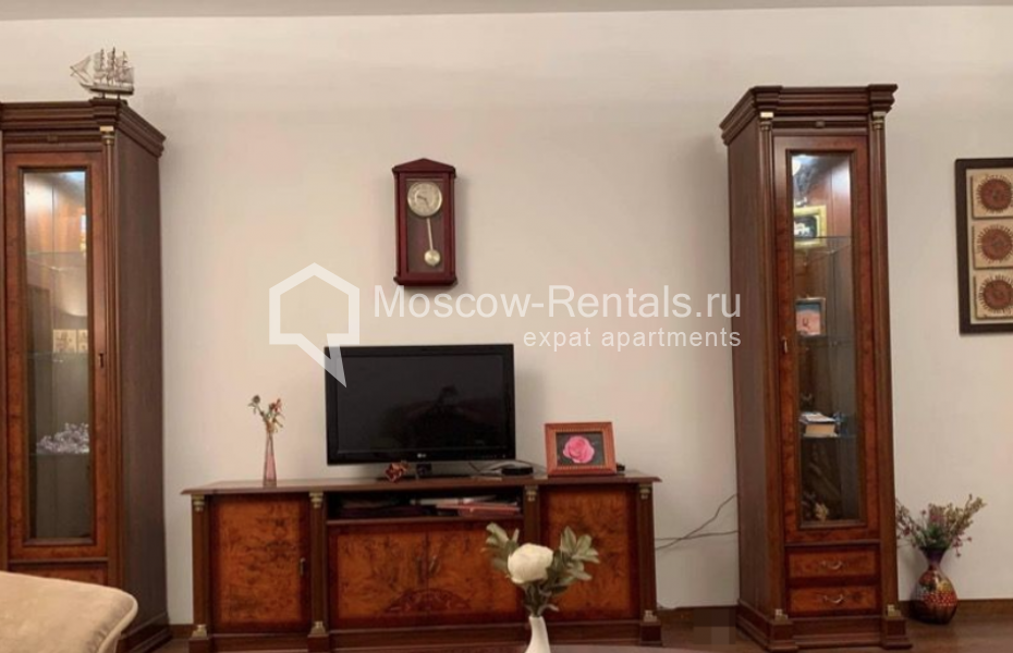 Photo #4 3-room (2 BR) apartment for <a href="http://moscow-rentals.ru/en/articles/long-term-rent" target="_blank">a long-term</a> rent
 in Russia, Moscow, Ulofa Palme str, 1