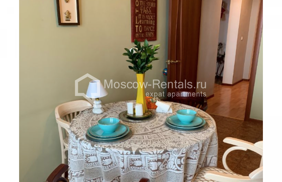 Photo #6 3-room (2 BR) apartment for <a href="http://moscow-rentals.ru/en/articles/long-term-rent" target="_blank">a long-term</a> rent
 in Russia, Moscow, Ulofa Palme str, 1