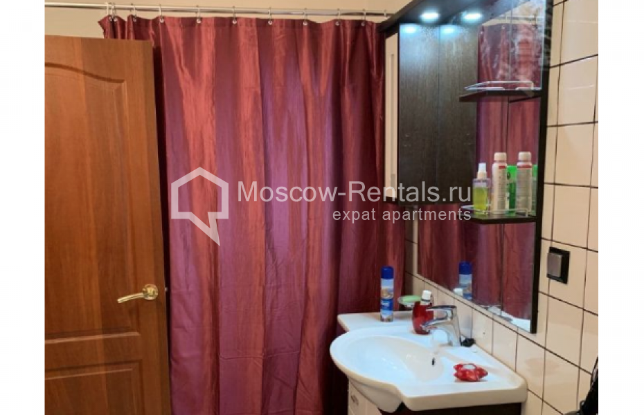 Photo #15 3-room (2 BR) apartment for <a href="http://moscow-rentals.ru/en/articles/long-term-rent" target="_blank">a long-term</a> rent
 in Russia, Moscow, Ulofa Palme str, 1