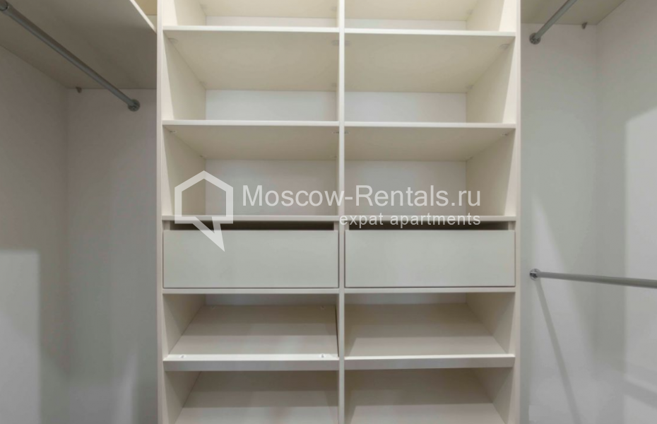 Photo #7 3-room (2 BR) apartment for <a href="http://moscow-rentals.ru/en/articles/long-term-rent" target="_blank">a long-term</a> rent
 in Russia, Moscow, Minskaya str, 2