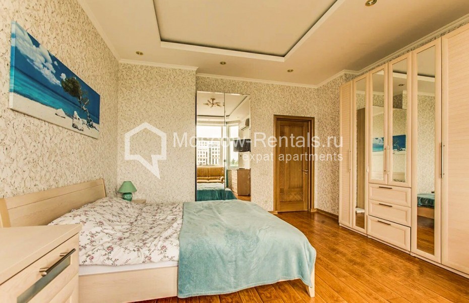 Photo #9 3-room (2 BR) apartment for <a href="http://moscow-rentals.ru/en/articles/long-term-rent" target="_blank">a long-term</a> rent
 in Russia, Moscow, Lomonosovskyi lane, 29к1