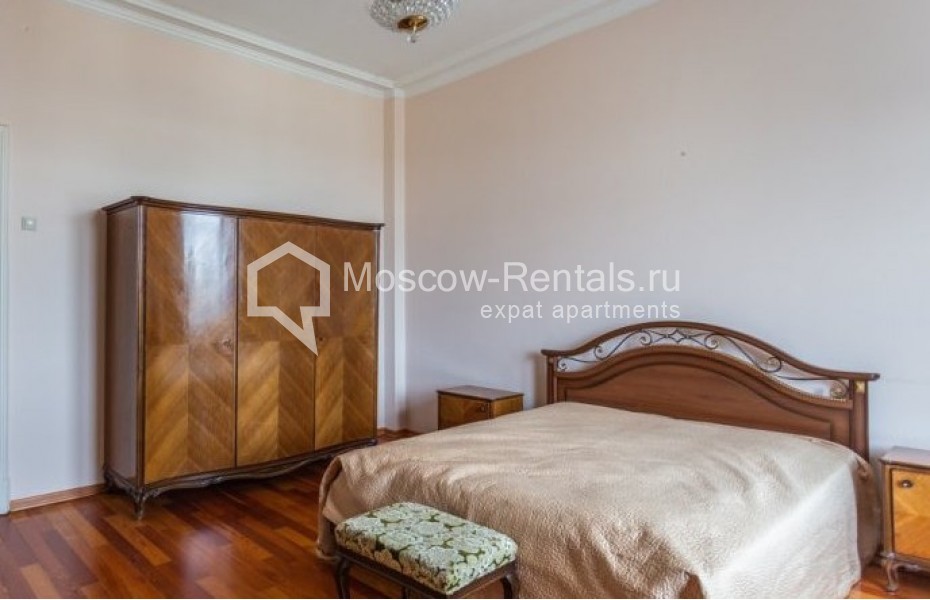 Photo #11 3-room (2 BR) apartment for <a href="http://moscow-rentals.ru/en/articles/long-term-rent" target="_blank">a long-term</a> rent
 in Russia, Moscow, Tverkskaya str, 9