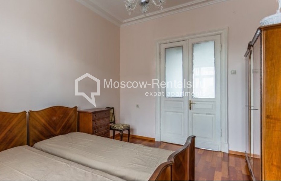 Photo #9 3-room (2 BR) apartment for <a href="http://moscow-rentals.ru/en/articles/long-term-rent" target="_blank">a long-term</a> rent
 in Russia, Moscow, Tverkskaya str, 9