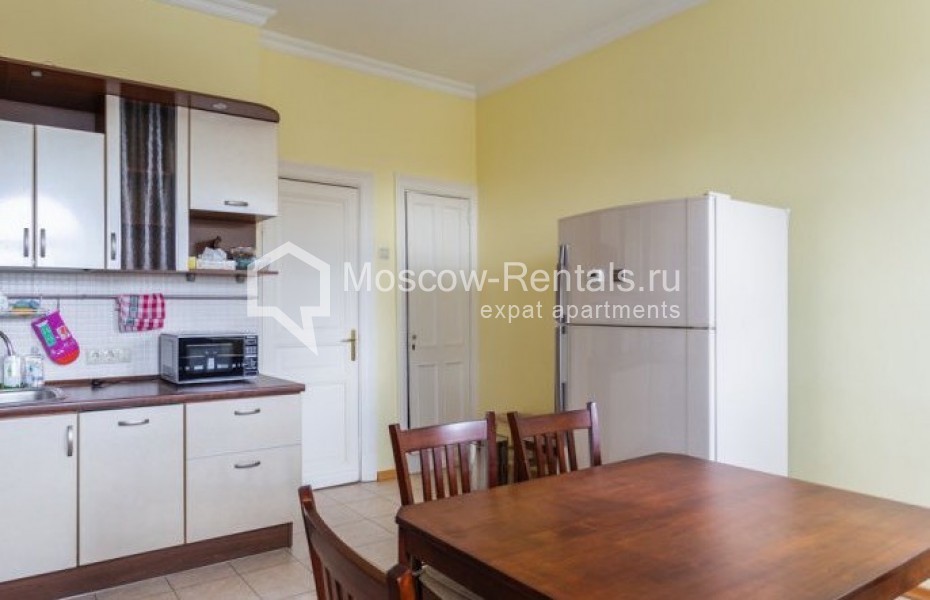 Photo #2 3-room (2 BR) apartment for <a href="http://moscow-rentals.ru/en/articles/long-term-rent" target="_blank">a long-term</a> rent
 in Russia, Moscow, Tverkskaya str, 9
