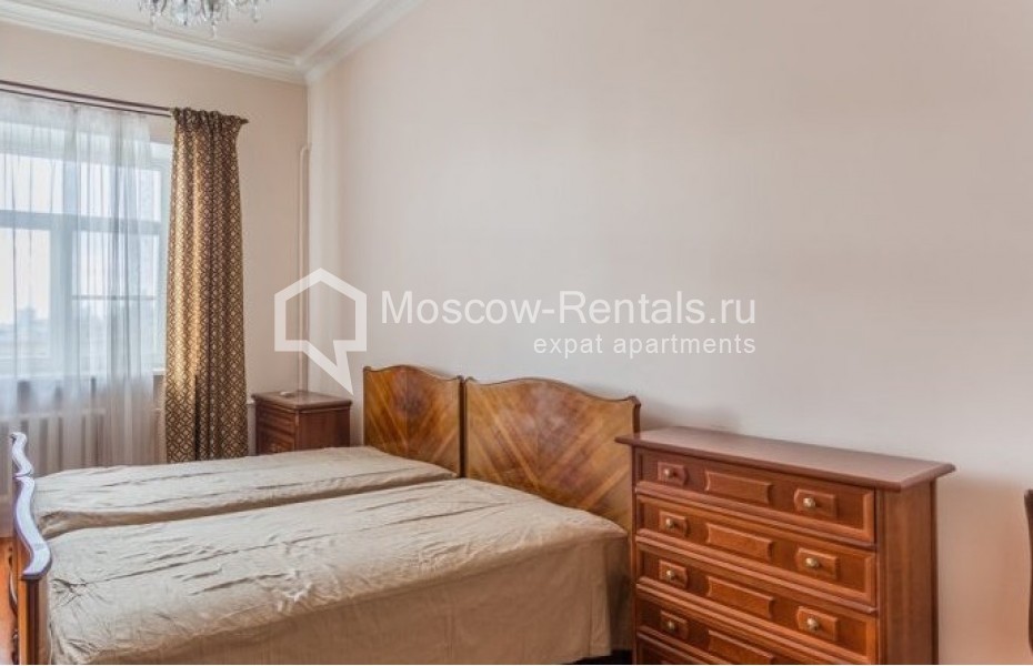 Photo #8 3-room (2 BR) apartment for <a href="http://moscow-rentals.ru/en/articles/long-term-rent" target="_blank">a long-term</a> rent
 in Russia, Moscow, Tverkskaya str, 9
