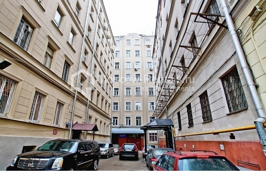 Photo #9 3-room (2 BR) apartment for <a href="http://moscow-rentals.ru/en/articles/long-term-rent" target="_blank">a long-term</a> rent
 in Russia, Moscow, Tverskaya str, 29к1