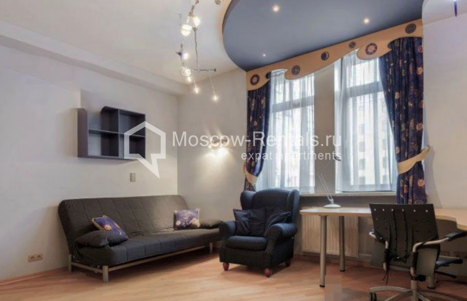 Photo #6 3-room (2 BR) apartment for <a href="http://moscow-rentals.ru/en/articles/long-term-rent" target="_blank">a long-term</a> rent
 in Russia, Moscow, Tverskaya str, 28к2