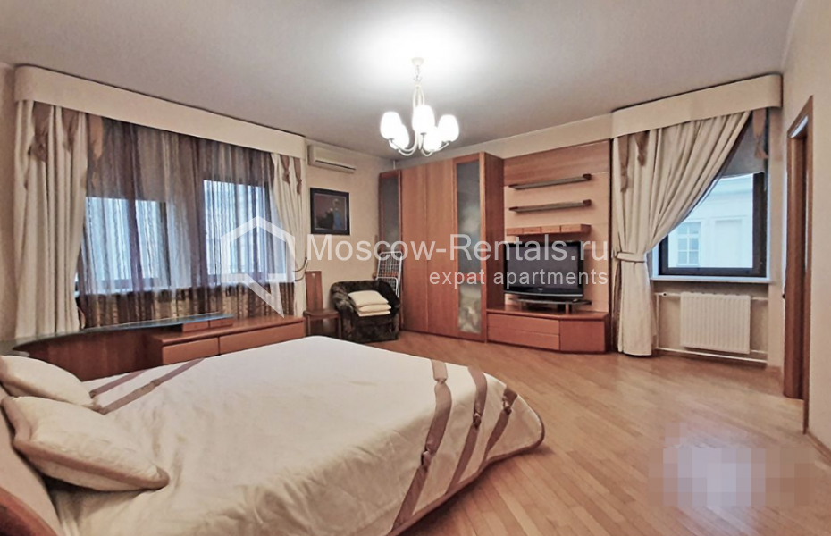 Photo #12 3-room (2 BR) apartment for <a href="http://moscow-rentals.ru/en/articles/long-term-rent" target="_blank">a long-term</a> rent
 in Russia, Moscow, Tverskaya str, 28к2