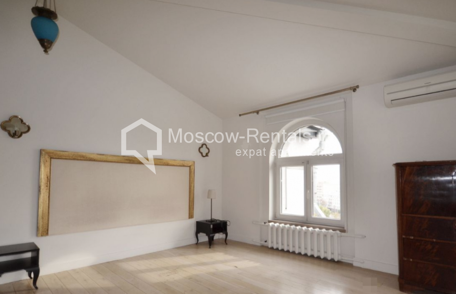 Photo #8 3-room (2 BR) apartment for <a href="http://moscow-rentals.ru/en/articles/long-term-rent" target="_blank">a long-term</a> rent
 in Russia, Moscow, Tverskoi blv, 9