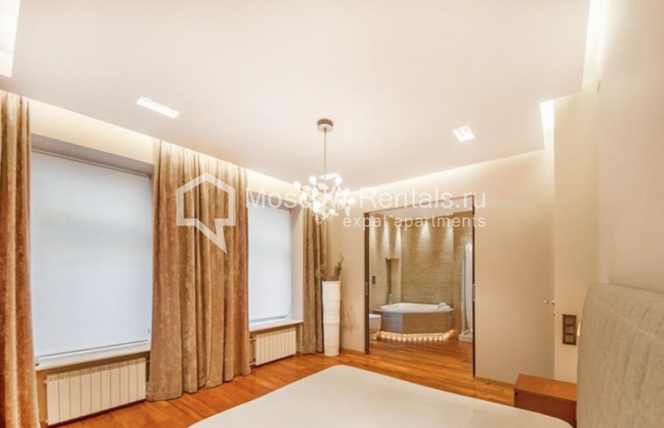 Photo #9 3-room (2 BR) apartment for <a href="http://moscow-rentals.ru/en/articles/long-term-rent" target="_blank">a long-term</a> rent
 in Russia, Moscow, Degtyarnyi lane, 10С2