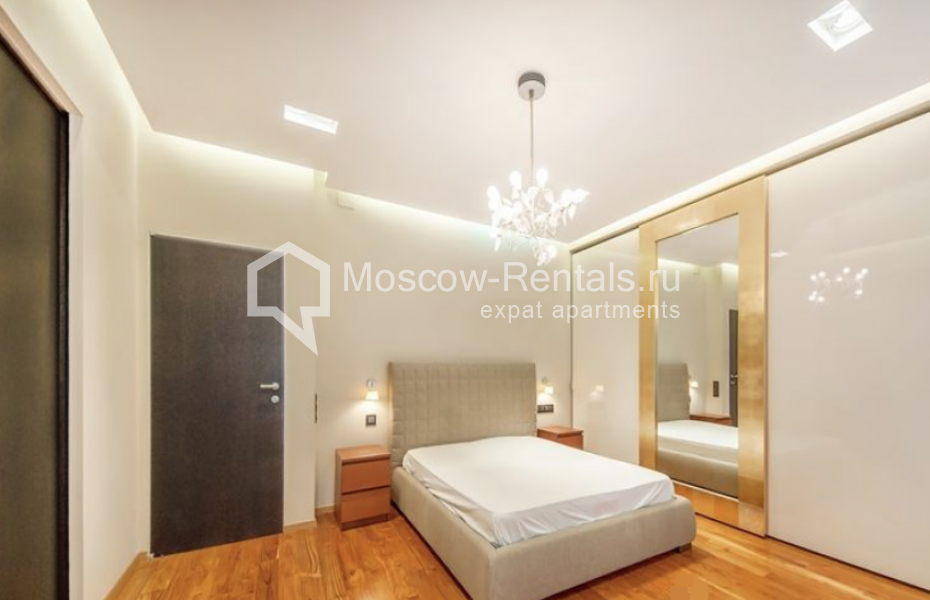 Photo #11 3-room (2 BR) apartment for <a href="http://moscow-rentals.ru/en/articles/long-term-rent" target="_blank">a long-term</a> rent
 in Russia, Moscow, Degtyarnyi lane, 10С2