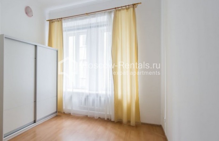 Photo #11 6-room (5 BR) apartment for <a href="http://moscow-rentals.ru/en/articles/long-term-rent" target="_blank">a long-term</a> rent
 in Russia, Moscow, Myasnitskaya str, 15