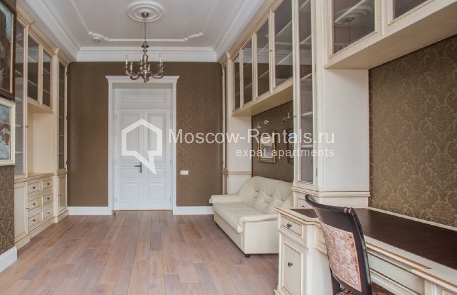 Photo #8 5-room (4 BR) apartment for <a href="http://moscow-rentals.ru/en/articles/long-term-rent" target="_blank">a long-term</a> rent
 in Russia, Moscow, Ogorodnaya Sloboda str, 14