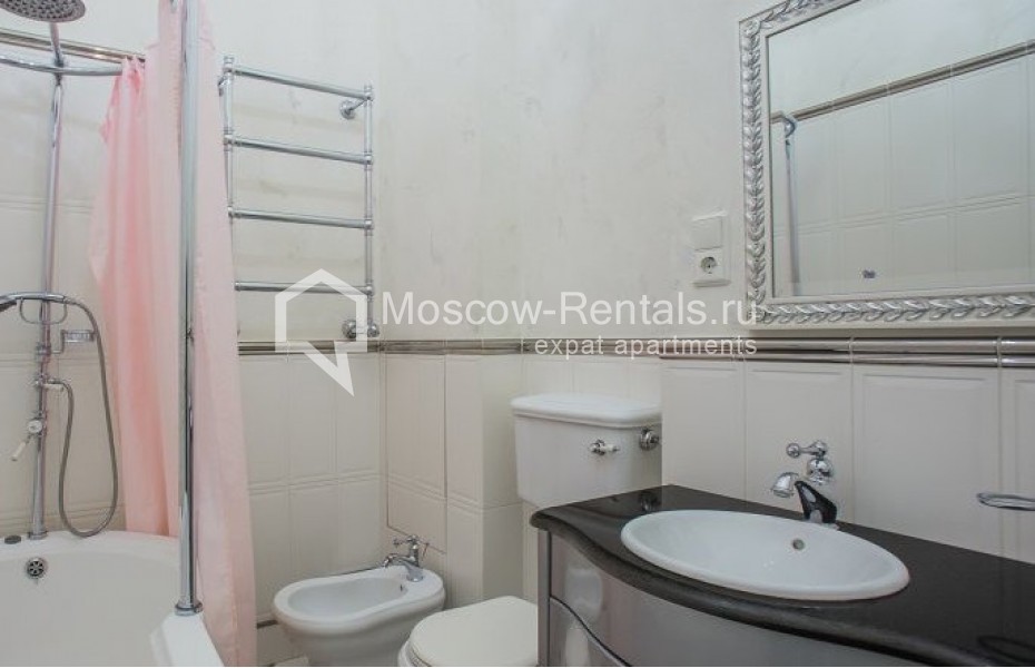 Photo #14 5-room (4 BR) apartment for <a href="http://moscow-rentals.ru/en/articles/long-term-rent" target="_blank">a long-term</a> rent
 in Russia, Moscow, Ogorodnaya Sloboda str, 14