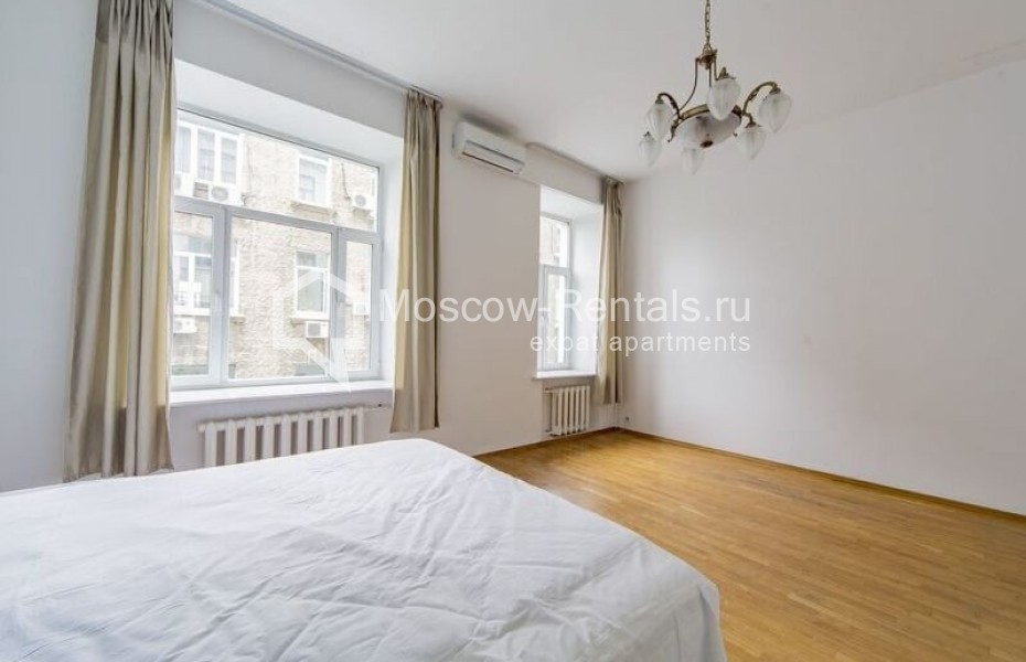 Photo #15 4-room (3 BR) apartment for <a href="http://moscow-rentals.ru/en/articles/long-term-rent" target="_blank">a long-term</a> rent
 in Russia, Moscow, Znamenka str, 13С1