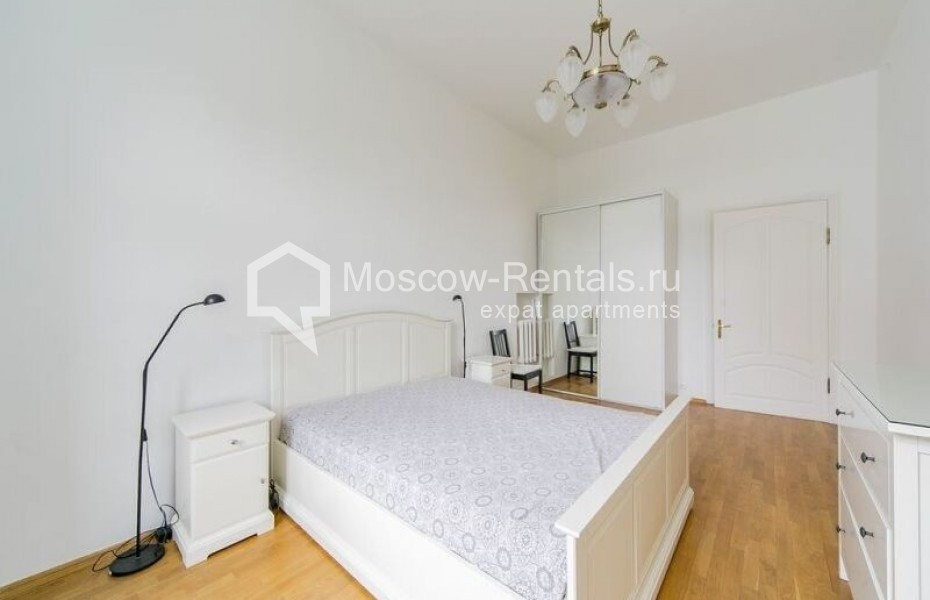Photo #11 4-room (3 BR) apartment for <a href="http://moscow-rentals.ru/en/articles/long-term-rent" target="_blank">a long-term</a> rent
 in Russia, Moscow, Znamenka str, 13С1