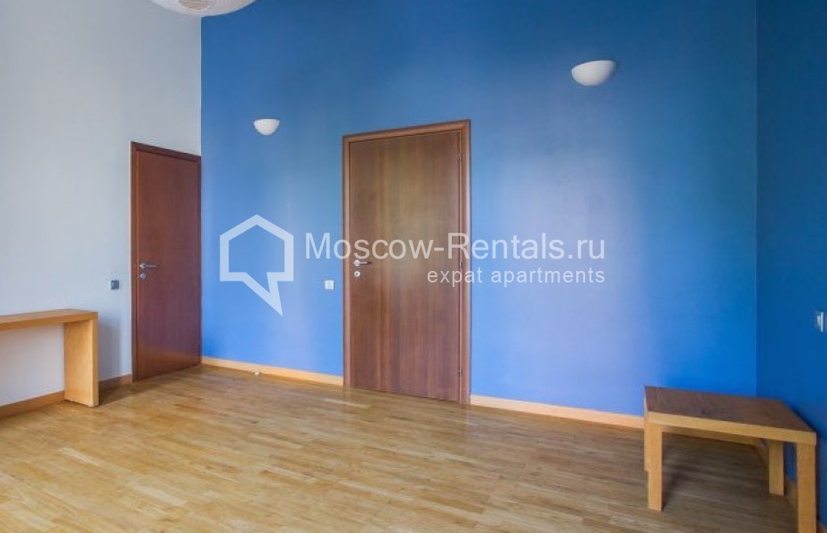 Photo #10 5-room (4 BR) apartment for <a href="http://moscow-rentals.ru/en/articles/long-term-rent" target="_blank">a long-term</a> rent
 in Russia, Moscow, Krivokolennyi lane, 14С1