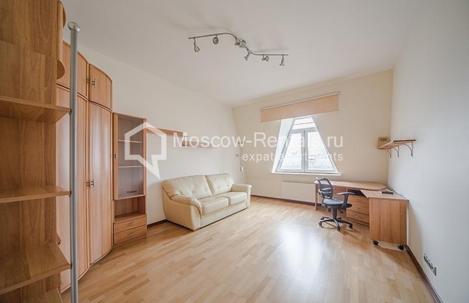 Photo #7 4-room (3 BR) apartment for <a href="http://moscow-rentals.ru/en/articles/long-term-rent" target="_blank">a long-term</a> rent
 in Russia, Moscow, Daev lane, 5