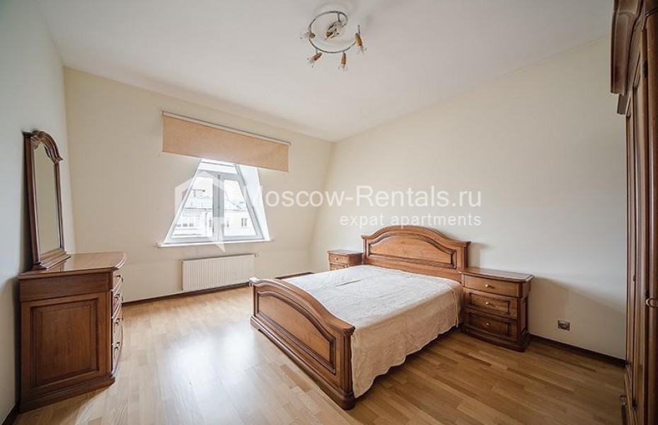 Photo #5 4-room (3 BR) apartment for <a href="http://moscow-rentals.ru/en/articles/long-term-rent" target="_blank">a long-term</a> rent
 in Russia, Moscow, Daev lane, 5