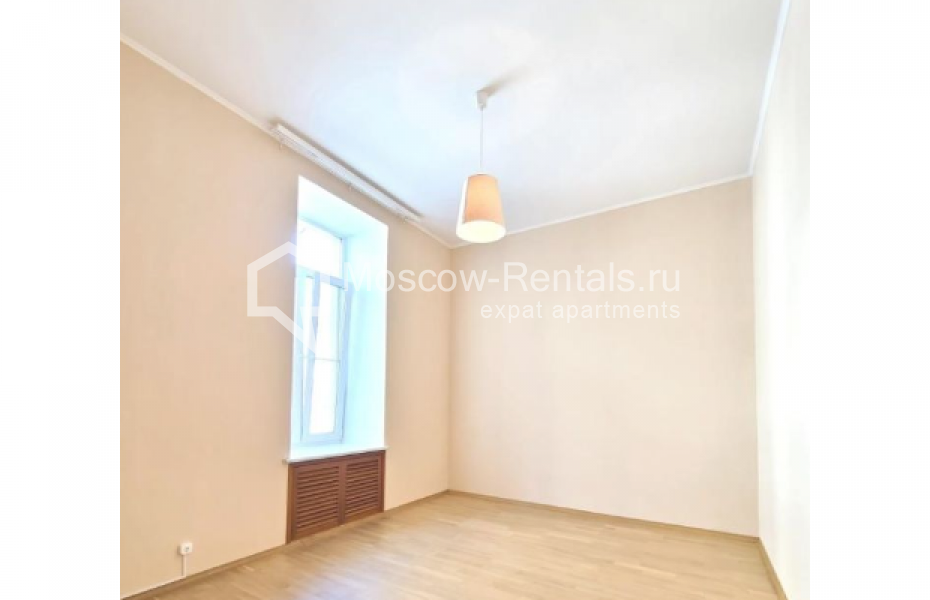 Photo #9 5-room (4 BR) apartment for <a href="http://moscow-rentals.ru/en/articles/long-term-rent" target="_blank">a long-term</a> rent
 in Russia, Moscow, Myasnitskaya str, 24